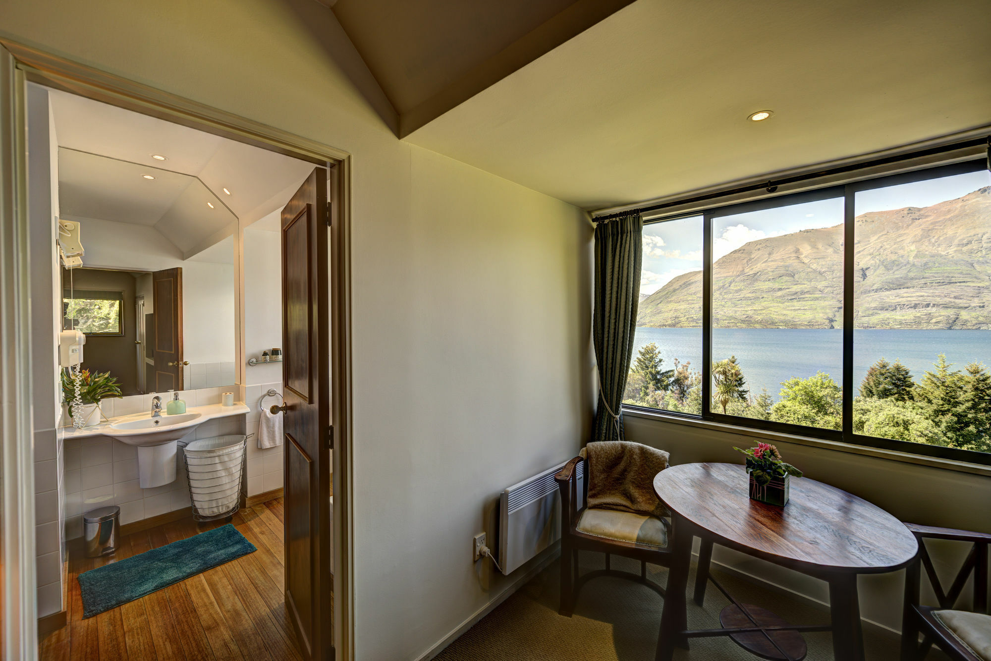 Hidden Lodge Queenstown Buitenkant foto